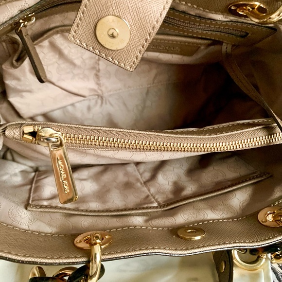 MK Purse with gold link and tortoise shell ID - Picture 6 of 7